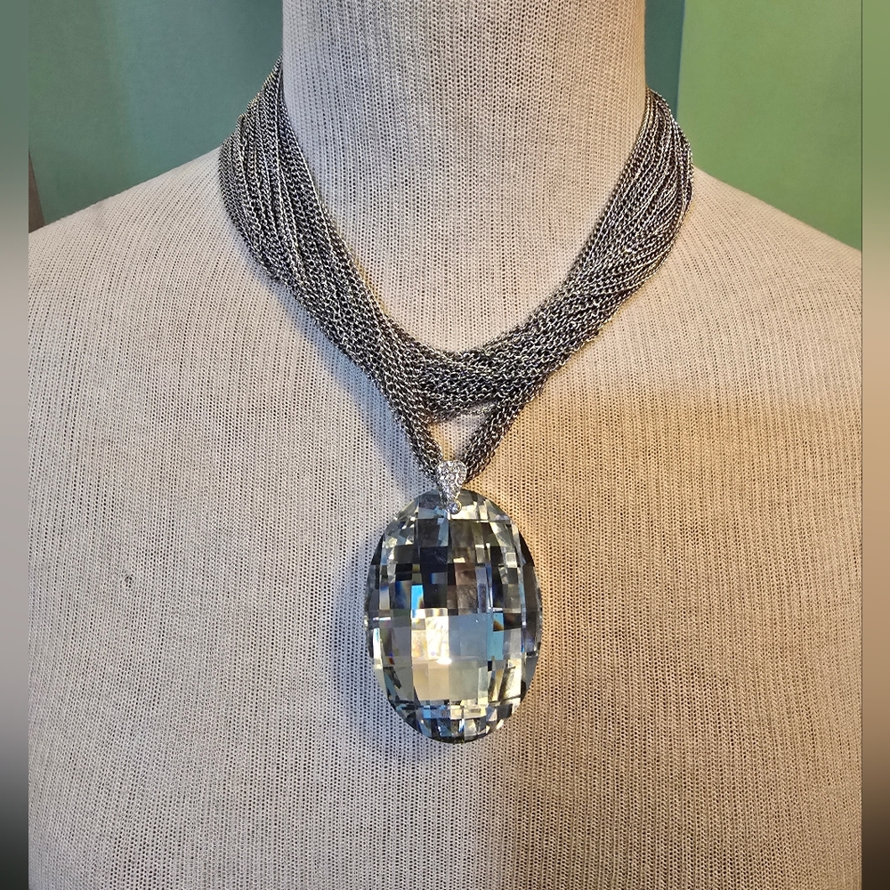 Elegant Silver Multi-Strand Necklace with Crystal Pendant Set - Picture 5 of 6
